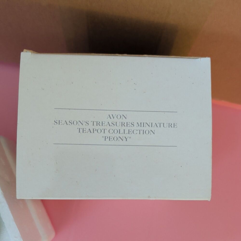 Avon Fine Collectibles Season’s Treasures Miniature Teapot Collection “Peony”